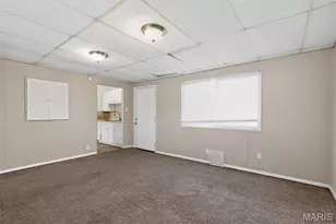 5616 Parchester Dr, Saint Louis, MO 63121 - Photo 11