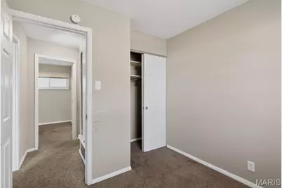 5616 Parchester Drive, Saint Louis, MO 63121 - Photo 19