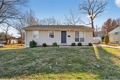 5616 Parchester Drive, Saint Louis, MO 63121 - Photo 1