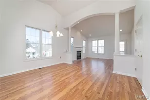 2091 Hawks Landing Dr, Lake Saint Louis, MO 63367 - Photo 5