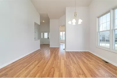 2091 Hawks Landing Drive, Lake Saint Louis, MO 63367 - Photo 7