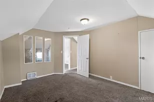 235 Military Rd, Saint Louis, MO 63125 - Photo 23