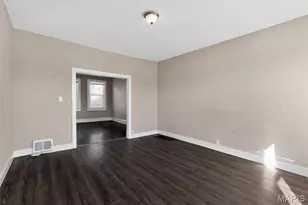 235 Military Rd, Saint Louis, MO 63125 - Photo 9