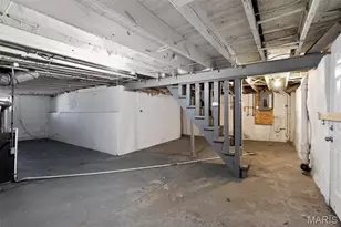 235 Military Rd, Saint Louis, MO 63125 - Photo 29