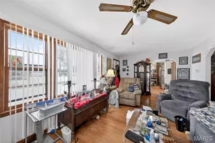 212 Boyd Dr, Louisiana, MO 63353 - Photo 7