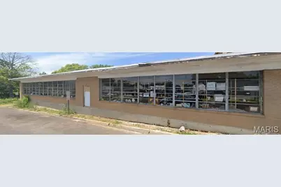 155 N Main Street, Saint Clair, MO 63077 - Photo 3