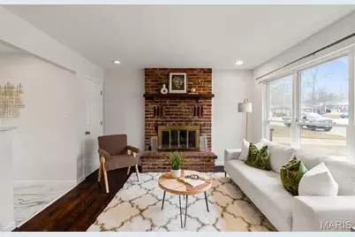 12 Lennox Terrace, Maryland Heights, MO 63043 - Photo 7