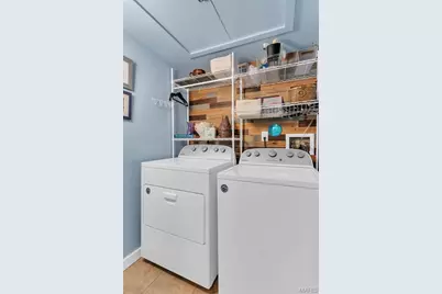 1656 Herault Place, Saint Louis, MO 63125 - Photo 15