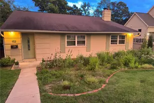 452 Iris Ln, Kirkwood, MO 63122 - Photo 1