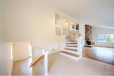 452 Iris Lane, Kirkwood, MO 63122 - Photo 5