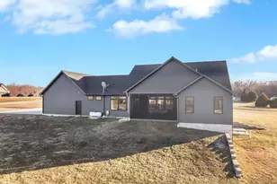 111 Kentucky Derby Dr, Foristell, MO 63348 - Photo 43