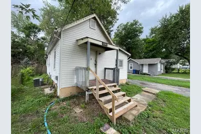 9432 Tudor Avenue, Saint Louis, MO 63114 - Photo 1