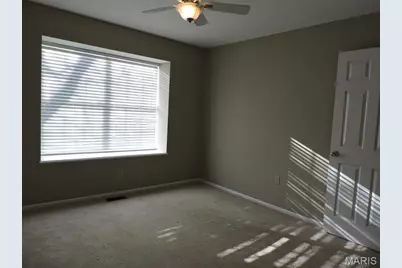 16735 Chesterfield Manor Drive, Chesterfield, MO 63005 - Photo 19