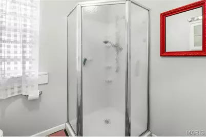 4540 Nebraska Avenue, Saint Louis, MO 63111 - Photo 11