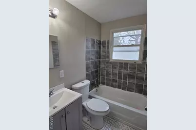 945 Edgehill Drive, Ferguson, MO 63135 - Photo 13