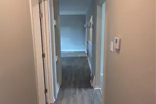 945 Edgehill Dr, Ferguson, MO 63135 - Photo 11