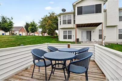 232 Cordovan Commons Parkway, Chesterfield, MO 63017 - Photo 11