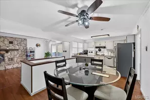 1215 Kostka Ln, Florissant, MO 63031 - Photo 9