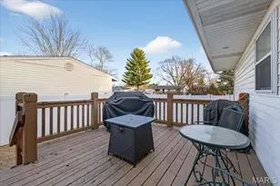 1215 Kostka Ln, Florissant, MO 63031 - Photo 31