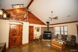 4710 Pike 451, Curryville, MO 63339 - Photo 11