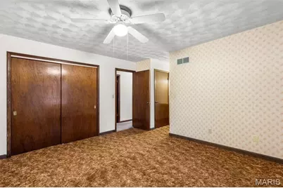 709 Ron Avenue, Washington, MO 63090 - Photo 11