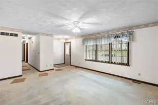 709 Ron Ave, Washington, MO 63090 - Photo 3