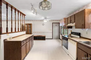 709 Ron Ave, Washington, MO 63090 - Photo 7