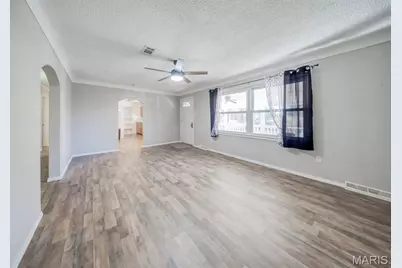 203 Debbie Lane, Cuba, MO 65453 - Photo 5