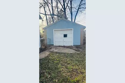 2645 Carson Road, Saint Louis, MO 63114 - Photo 3
