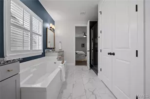 920 Thorn Crown Ct, Kirkwood, MO 63122 - Photo 23