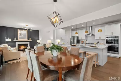 920 Thorn Crown Court, Kirkwood, MO 63122 - Photo 9