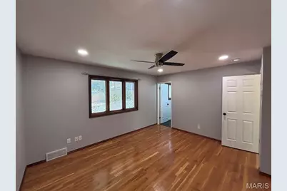 7231 Briarview Drive, Saint Louis, MO 63123 - Photo 17