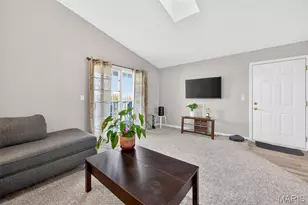 2514 Coppergate Square Dr, Saint Louis, MO 63129 - Photo 5