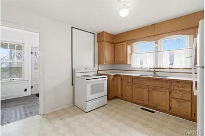 925 Kendall Drive, Poplar Bluff, MO 63901 - Photo 5