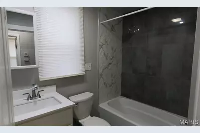 5610 Janet Avenue, Saint Louis, MO 63136 - Photo 9