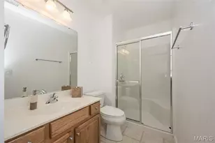 904 Chesterfield Villas Cir Circle, Chesterfield, MO 63017 - Photo 45