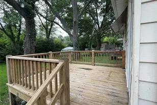 9871 Medford Dr, Saint Louis, MO 63136 - Photo 3