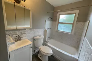 9871 Medford Dr, Saint Louis, MO 63136 - Photo 13