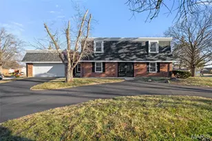 59 Sable Ct, Lake Saint Louis, MO 63367 - Photo 1