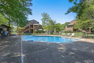 13815 Amiot Dr, Maryland Heights, MO 63146 - Photo 27