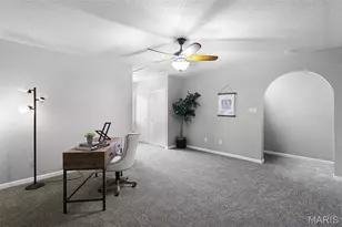 13815 Amiot Dr, Maryland Heights, MO 63146 - Photo 19