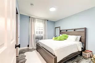 10123 Sakura Dr, Saint Louis, MO 63128 - Photo 13