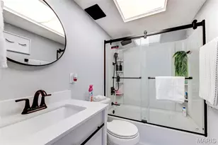 10123 Sakura Dr, Saint Louis, MO 63128 - Photo 15