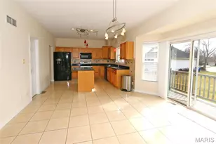 2352 The Courts Dr, Chesterfield, MO 63017 - Photo 15