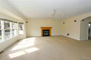 2352 The Courts Dr, Chesterfield, MO 63017 - Photo 15