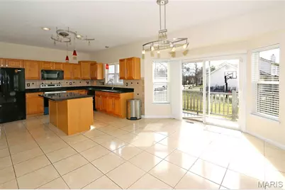 2352 The Courts Drive, Chesterfield, MO 63017 - Photo 9