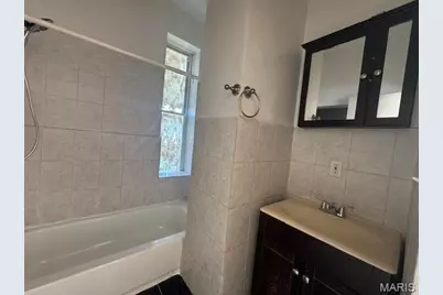 103 E Arlee Avenue, Saint Louis, MO 63125 - Photo 9