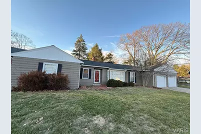 28 Eau Claire Drive, Saint Charles, MO 63301 - Photo 1