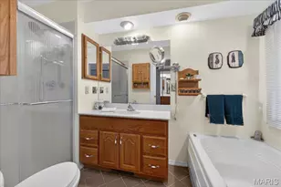 2133 Hunters Way Ct, Chesterfield, MO 63017 - Photo 37