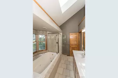 384 Greentrails Drive, Chesterfield, MO 63017 - Photo 13